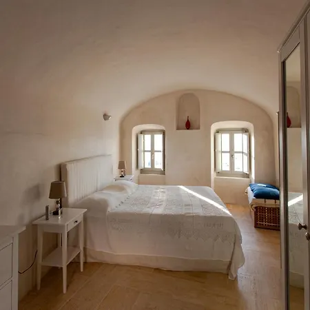 Castelli Porta Apartmán Emporio (Santorini)