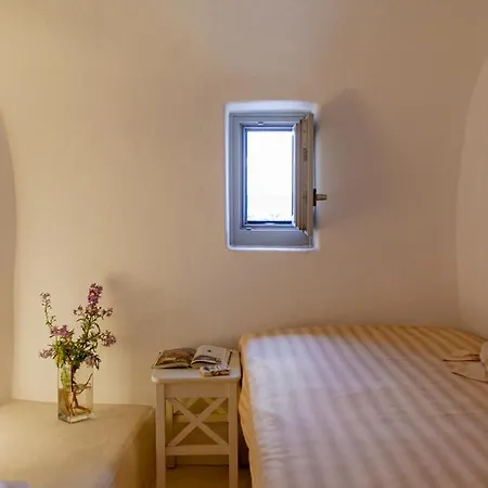Castelli Porta * Emporio (Santorini)